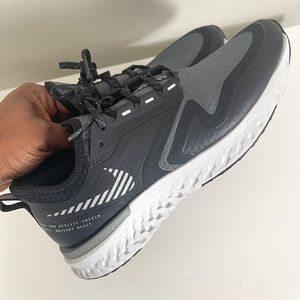 Nike Runners size 7.5